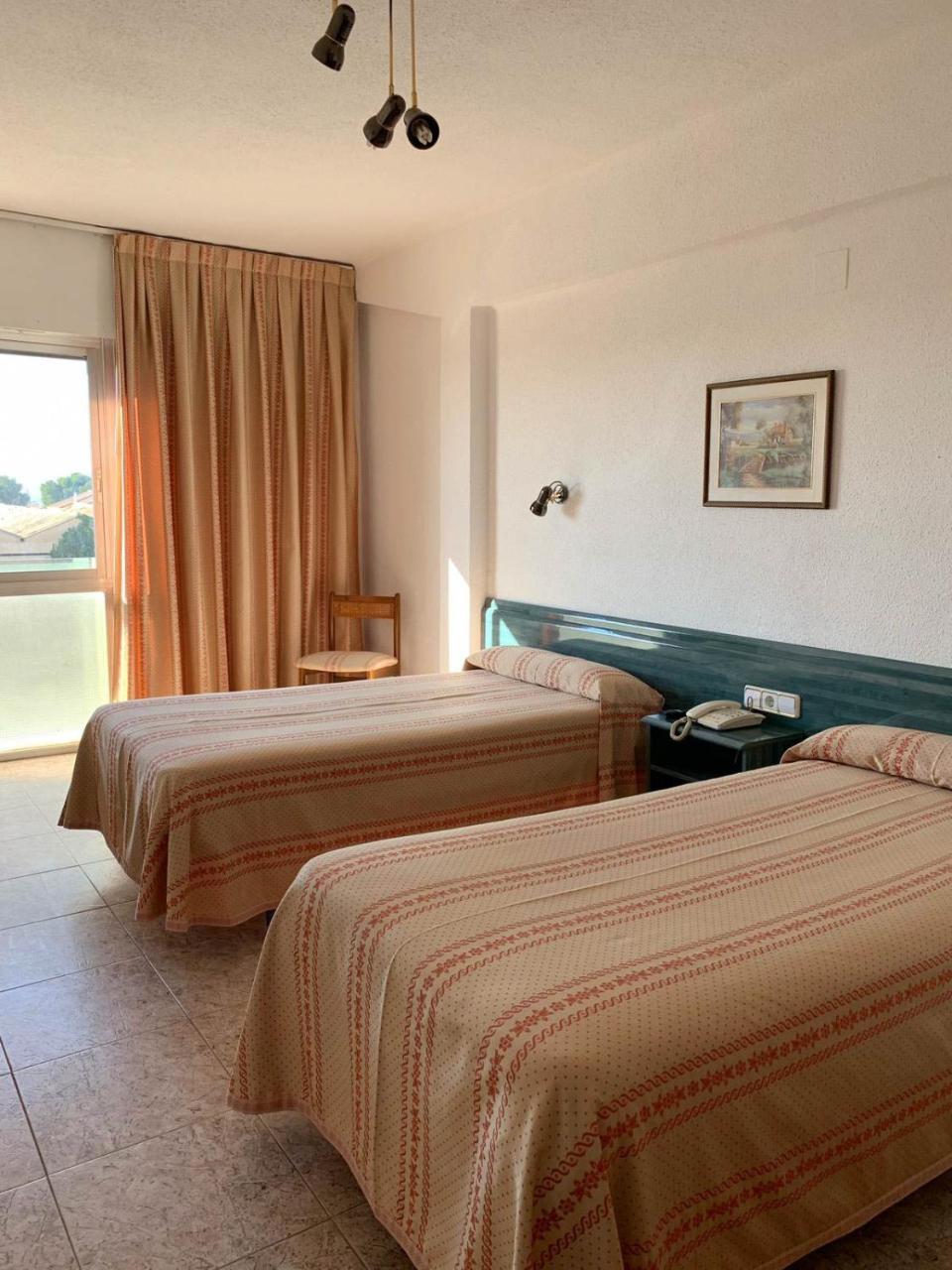 Hotel Pepa Villafranca de Ebro Kültér fotó